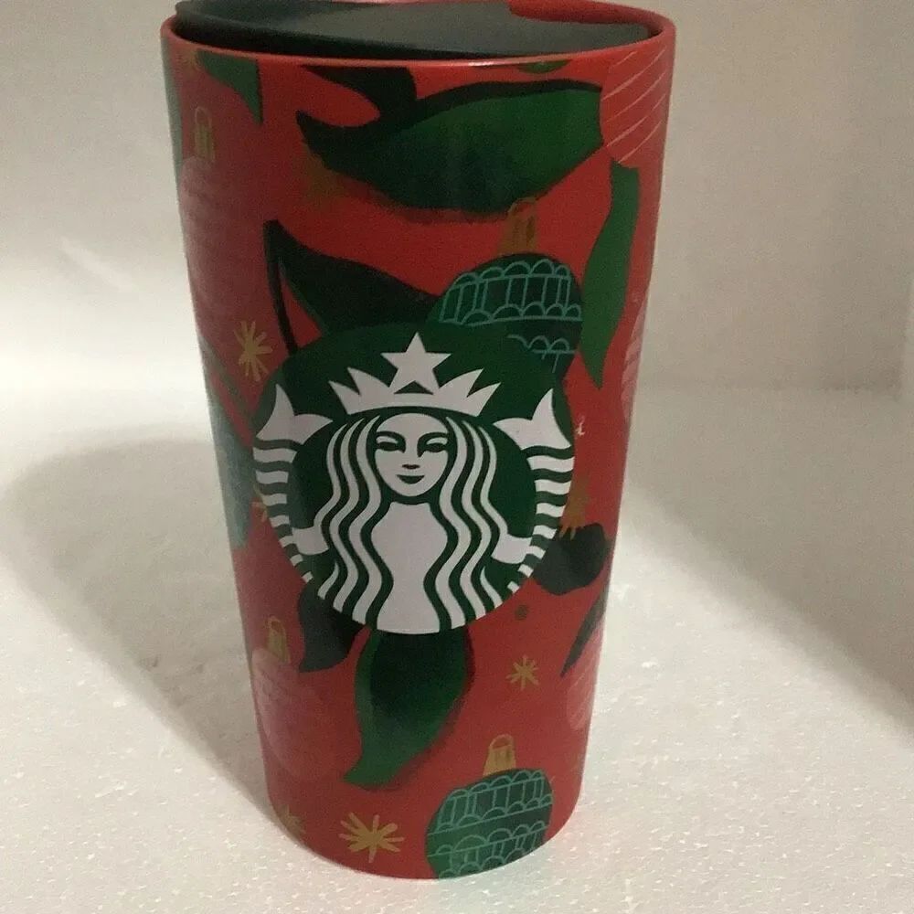 2019 Starbucks Christmas mug with lid